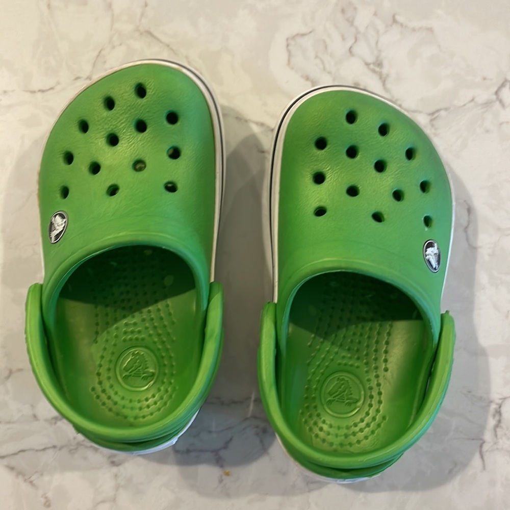 Green Crocs Infant Size 4/5